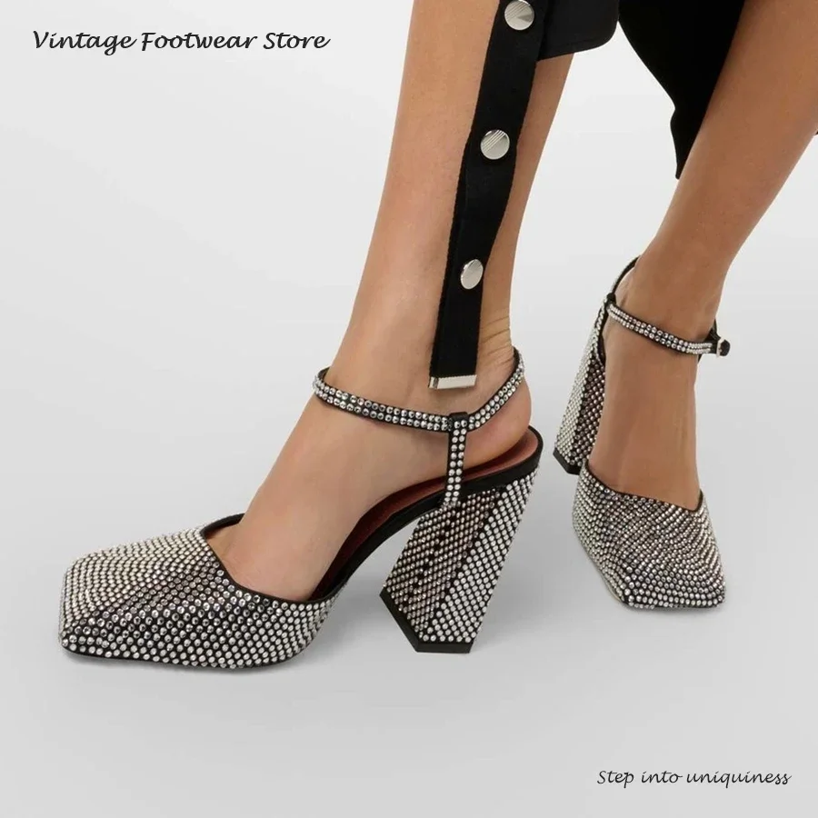 Vintage Fashion Dresses - Vintage Kristall verzierte Pumps Sommer Karree
