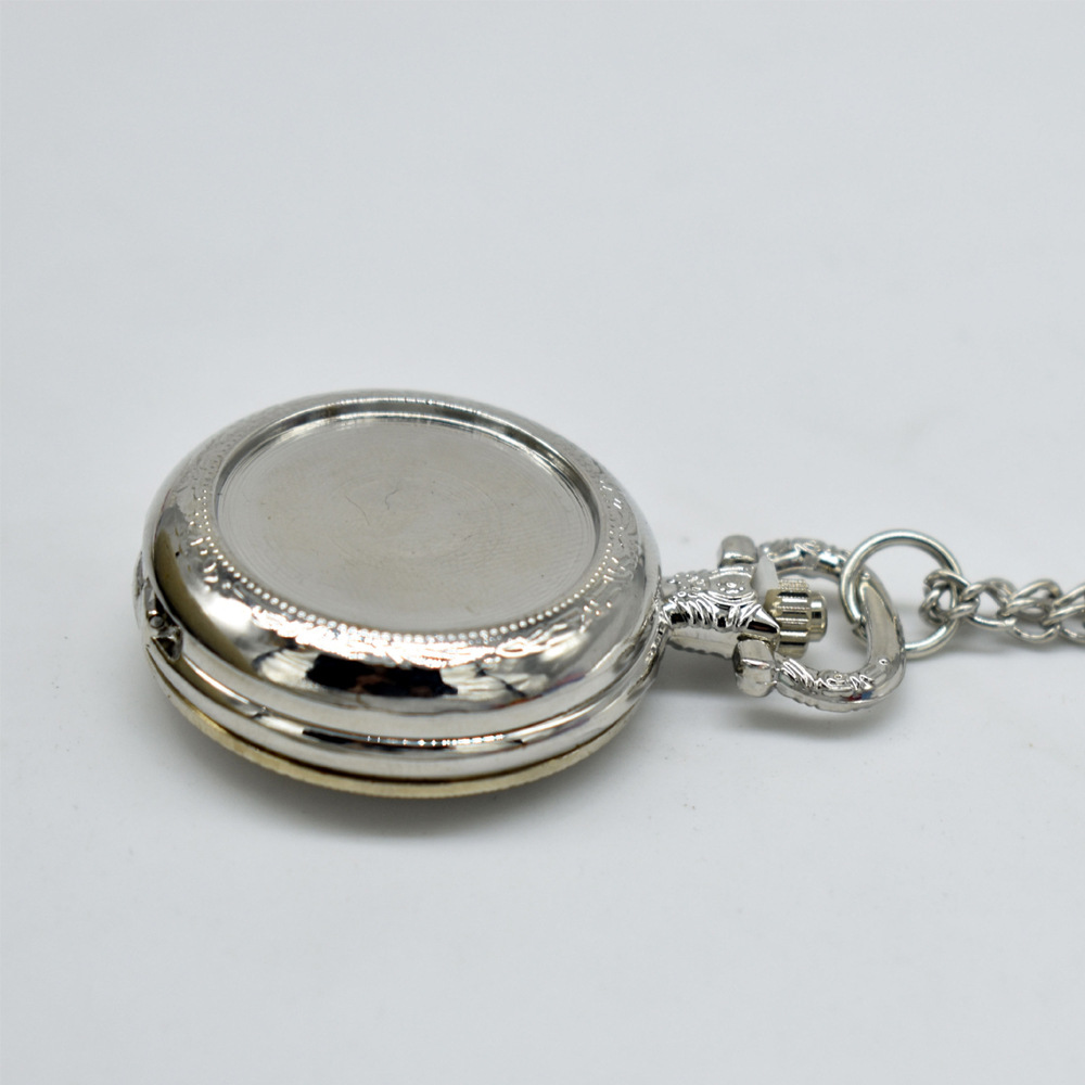 Maßgefertigte Vintage Metall-T – Vintage Fashion Jewelry Bewertung und Preis