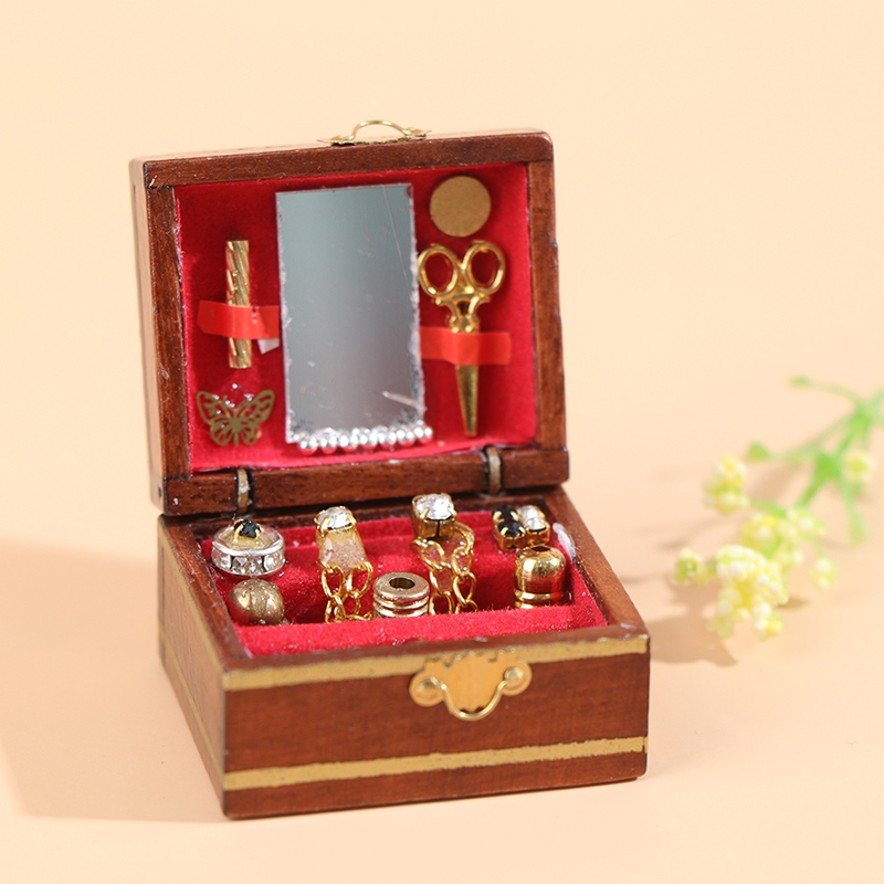 1:12 Puppenhaus Miniaturzubehö – Vintage Fashion Dolls Bewertung und Preis