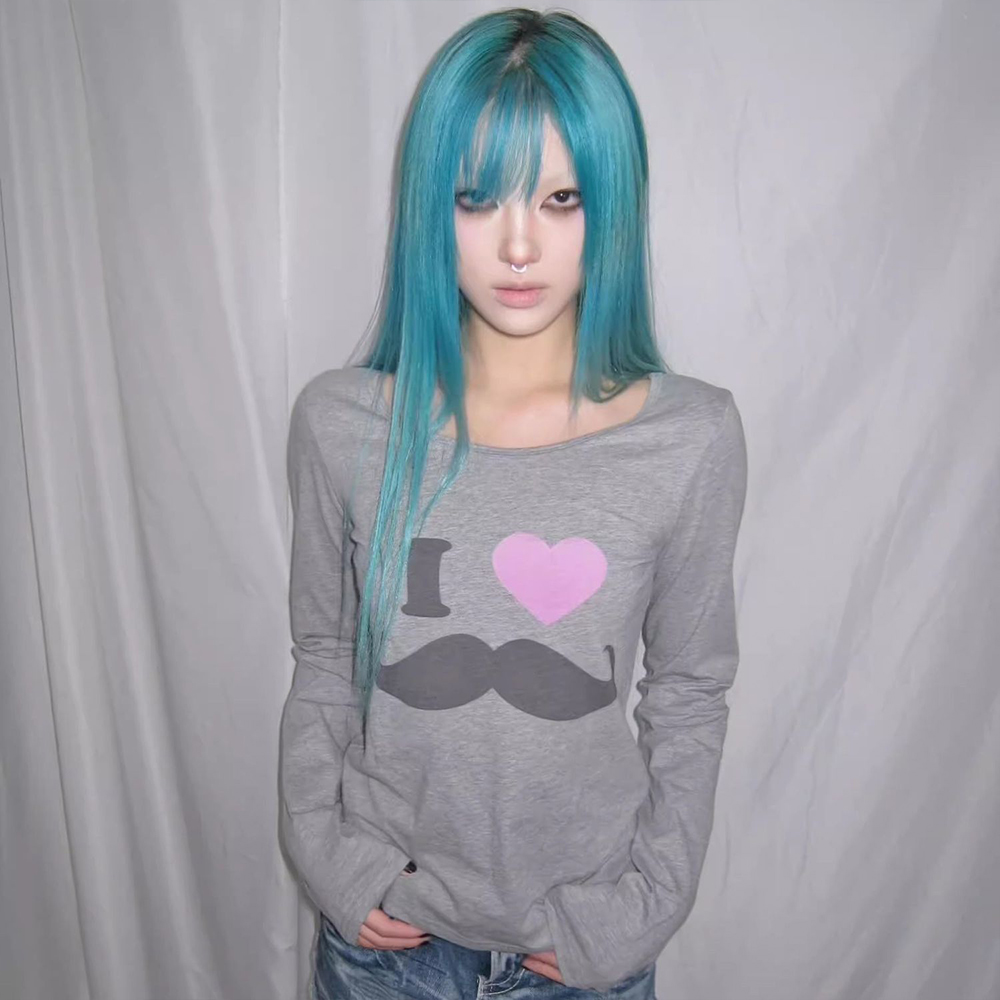 Japanisches Y2K-T-Shirt mit Ba – Vintage Fashion Y2K Bewertung und Preis